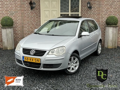 Volkswagen Polo 1.4-16V Comfortline *Airco *Trekhaak *Dakje