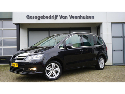 Volkswagen Sharan 1.4 TSI 150pk DSG 7-Zits Highline Xenon Leder/Alcantara Elek.Trekhaak Navi A-Camera 17inch LM *Zeer Nette Sharan* 85667km!