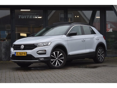 Volkswagen T-Roc 1.0 TSI Style PANORAMADAK VIRTUAL