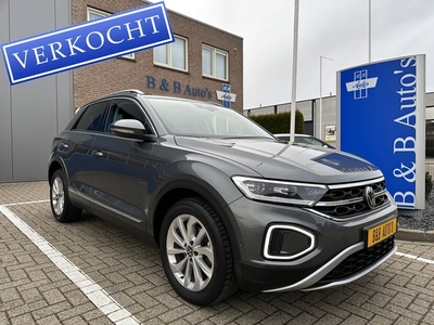 Volkswagen T-Roc 1.5 TSI 150pk DSG Style l ACC l CAMERA l