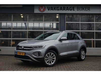 Volkswagen T-Roc 1.5 TSI Style (bj 2023, automaat)