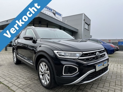 Volkswagen T-Roc 1.5 TSI Style + IQ light, NEW MODEL Aut