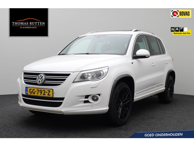 Volkswagen Tiguan 1.4 TSI Sport&Style 2010 R-Line | Panoramadak | Xenon | Lederen bekleding | Cruise control | Climate control (Airco) | Elektrische ramen + spiegels | Navigatie | Lichtmetalen velgen met nieuwe banden