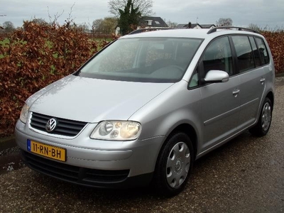 Volkswagen Touran 1.6-16V FSI Trendline NWE APK AIRCO