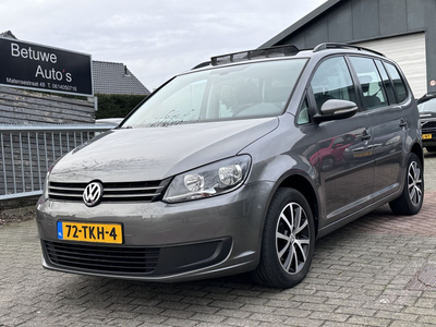 Volkswagen Touran 1.6 TDI Pano Navi Clima