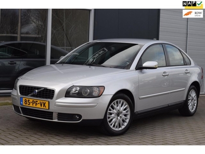 Volvo S40 2.4 Momentum Clima Cruise NAP + APK 3-2025 !