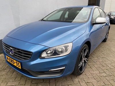 Volvo S60 1.6 T3 Momentum - Navigatie