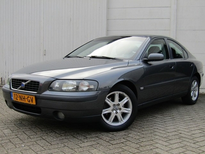 Volvo S60 2.4 Edition /Automaat/Youngtimer/Leer/170pk!