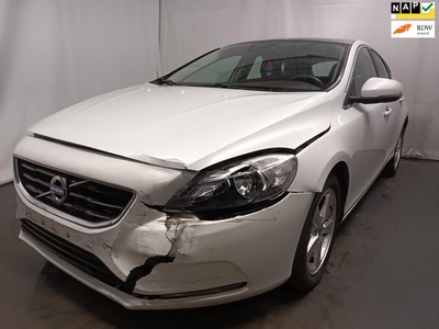 Volvo V40 2.0 D2 Ocean Race Business SCHADEAUTO!!