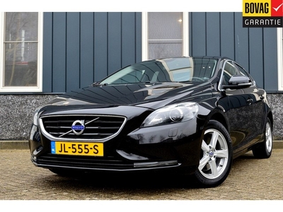 Volvo V40 2.0 T2 Nordic+ Rijklaarprijs-Garantie Leder