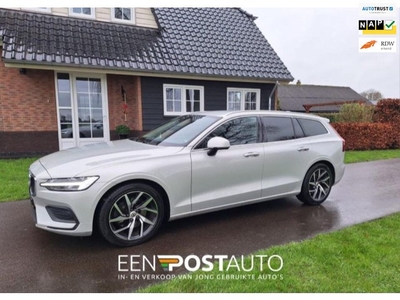 Volvo V60 2.0 T4 Momentum Pro 1 Eig. BTW-Auto ! NL-Auto !