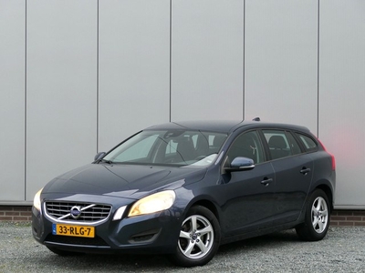 Volvo V60 T3 Navi / Bluetooth / Trekhaak (bj 2011)