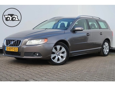 Volvo V70 2.4D Summum LEDER/NAVI (bj 2009)