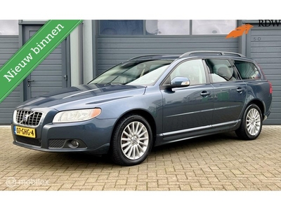 Volvo V70 2.5T-5 Cil 200pk Momentum Trekhaak Speciale