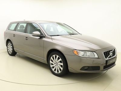 Volvo V70 T4 180 pk Limited Edition Trekhaak Xenon