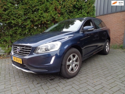 Volvo XC60 2.0 D4 FWD Summum,Navi,Xenon,Half leder,PDC