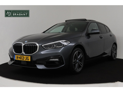 BMW 1-serie 118i Executive Edition SportLine (1e Eig, NL-auto, DealeronderH, Panoramadak, Trekhaak, Navi Prof, Apple Carplay, PDC)