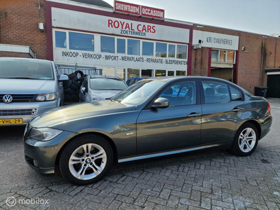 BMW 3-serie 316i Business Line/Facelift/Navigatie/NL Auto!