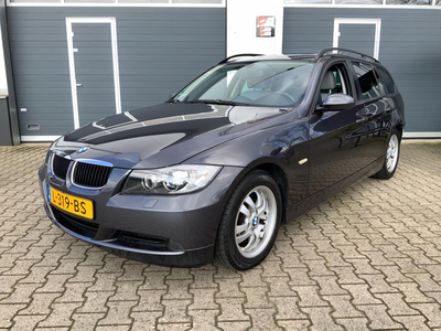 BMW 3-serie Touring 320i Leder Panodak PDC