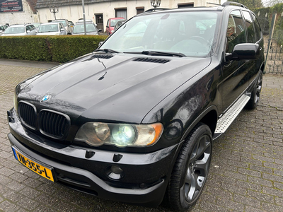 BMW X5 4.4i Executive IN NIEUWSTAAT