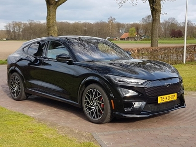 Ford Mustang Mach-e GT Pano 487pk 98kWh AWD 8 jaar GARANTIE