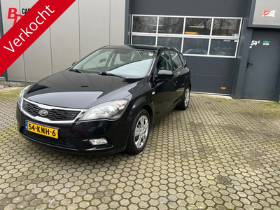 Kia cee'd 1.4 CVVT X-ecutive