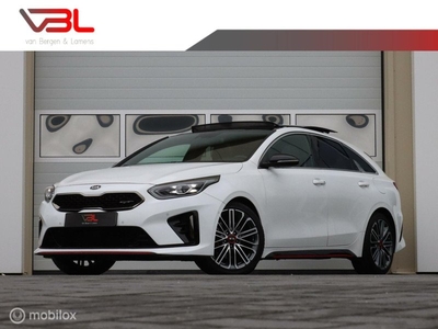 Kia ProCeed 1.6 T-GDI 204PK GT | Full options | Panoramadak