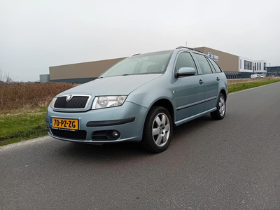 Škoda Fabia Combi 1.4-16V Elegance