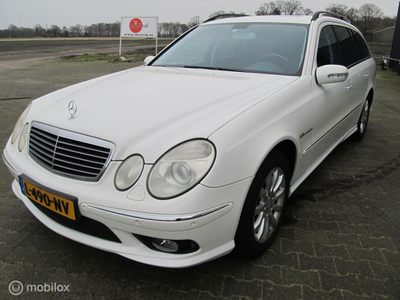 Mercedes 320 Avantgarde 7 zitter combi, 96500 km, AMG pakket