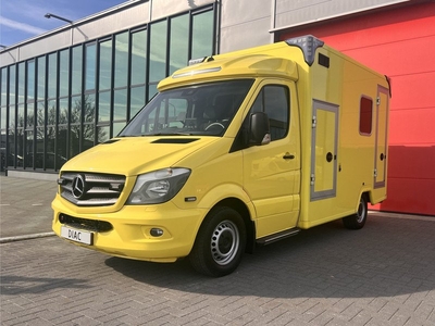 Mercedes-Benz 419 CDI Diesel Ambulance Container