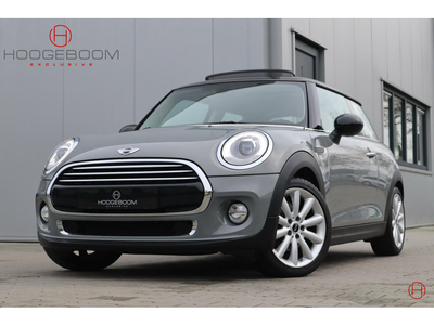 Mini 1.5 Cooper / LED / Panoramadak / Climate control / Cruise control / Moonwalk Grey