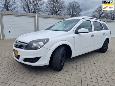 Opel Astra 1.3 CDTi Enjoy Grijskenteken