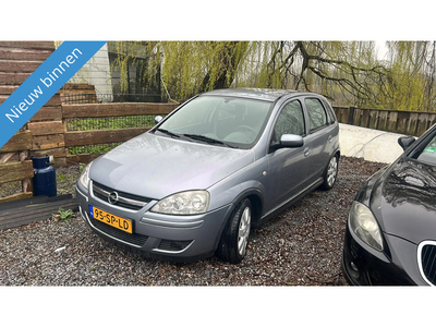 Opel Corsa 1.2-16V Silverline MET WERK!