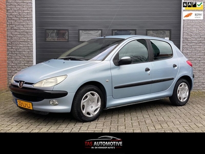 Peugeot 206 1.4 Gentry 5-deurs 2e EIG / AIRCO / 94.000KM NAP