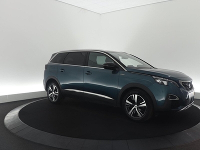 Peugeot 5008 PureTech 130 EAT8 GT-Line | 7 Zitplaatsen | Dodehoekdetectie | Stoelverwarming | Apple Carplay | Parkeersensoren