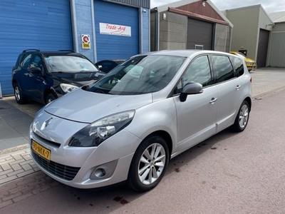 Renault Grand Scénic 1.4 TCe Celsium 7p. Lees tekst 185.227km NAP Navigatie, Airco + Klima, 17