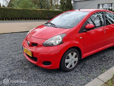 Toyota Aygo 1.0-12V 5-DRS! AIRCO