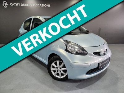 Toyota Aygo 1.0-12V Sport 5-Deurs Automaat Leder/Stof LMV Audio