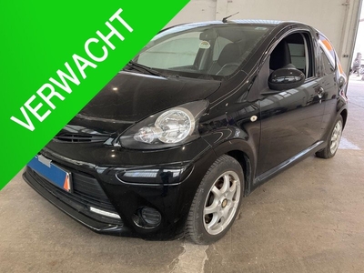 Toyota Aygo 1.0 VVT-i Connect 6 maand garantie