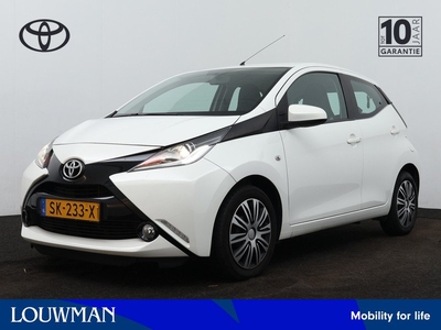 Toyota Aygo 1.0 VVT-i x-nav | Parkeercamera | Bluetooth |