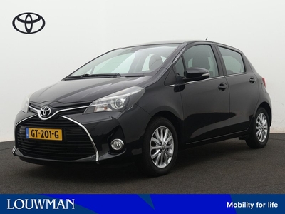 Toyota Yaris 1.3 VVT-i Style | Navigatie | Parkeercamera | Lichtmetalen Velgen |