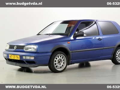 Volkswagen Golf 1.6 Milestone