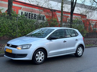 Volkswagen Polo 1.2 Easyline / 1 Jaar APK / Navi / Zuinig!