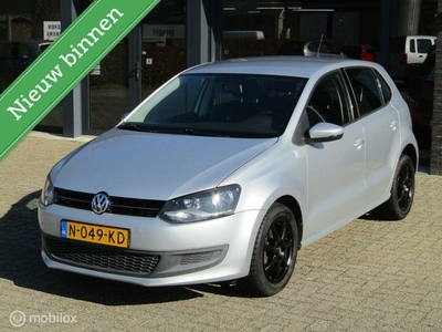 Volkswagen Polo 1.4-16V Highline