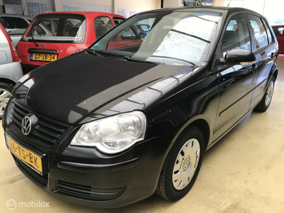 Volkswagen Polo 1.4-16V Optive