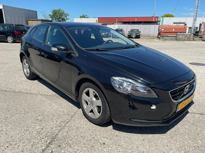 Volvo V40 2.0D Momentum Business Navi/Climate/Pdc/Lmv