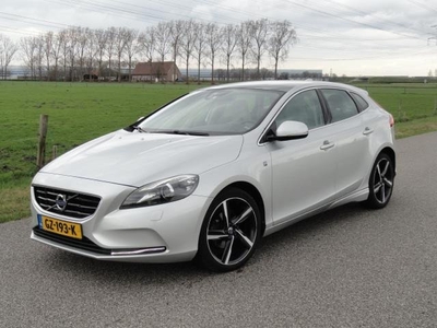 Volvo V40 2.0 D2 Ocean Race Business Full Leer Pano Xenon