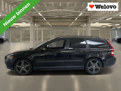 Volvo V50 2.4i Kinetic Automaat, trekhaak, High performance sound....