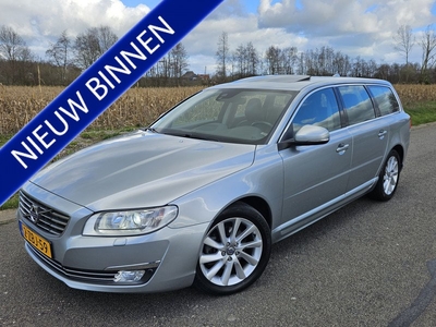 Volvo V70 1.6 D2 Clima/Cruise/Navi/stoelverwarming/Leer/Dakje/Camera