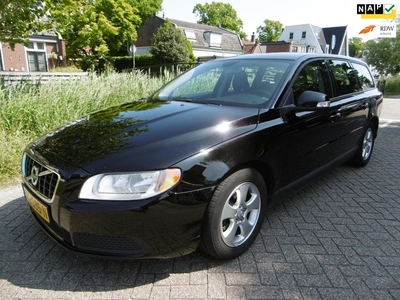 Volvo V70 1.6D 109pk Kinetic Clima Cruise Trekhaak 1300kg 203.000km